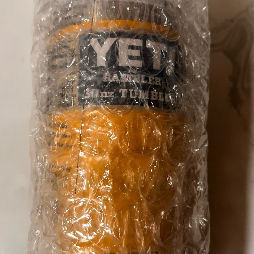 Yeti Rambler 30 oz Tumbler - Yellow (BeeKeeper) with Stainless Accents - Picture 13 of 14